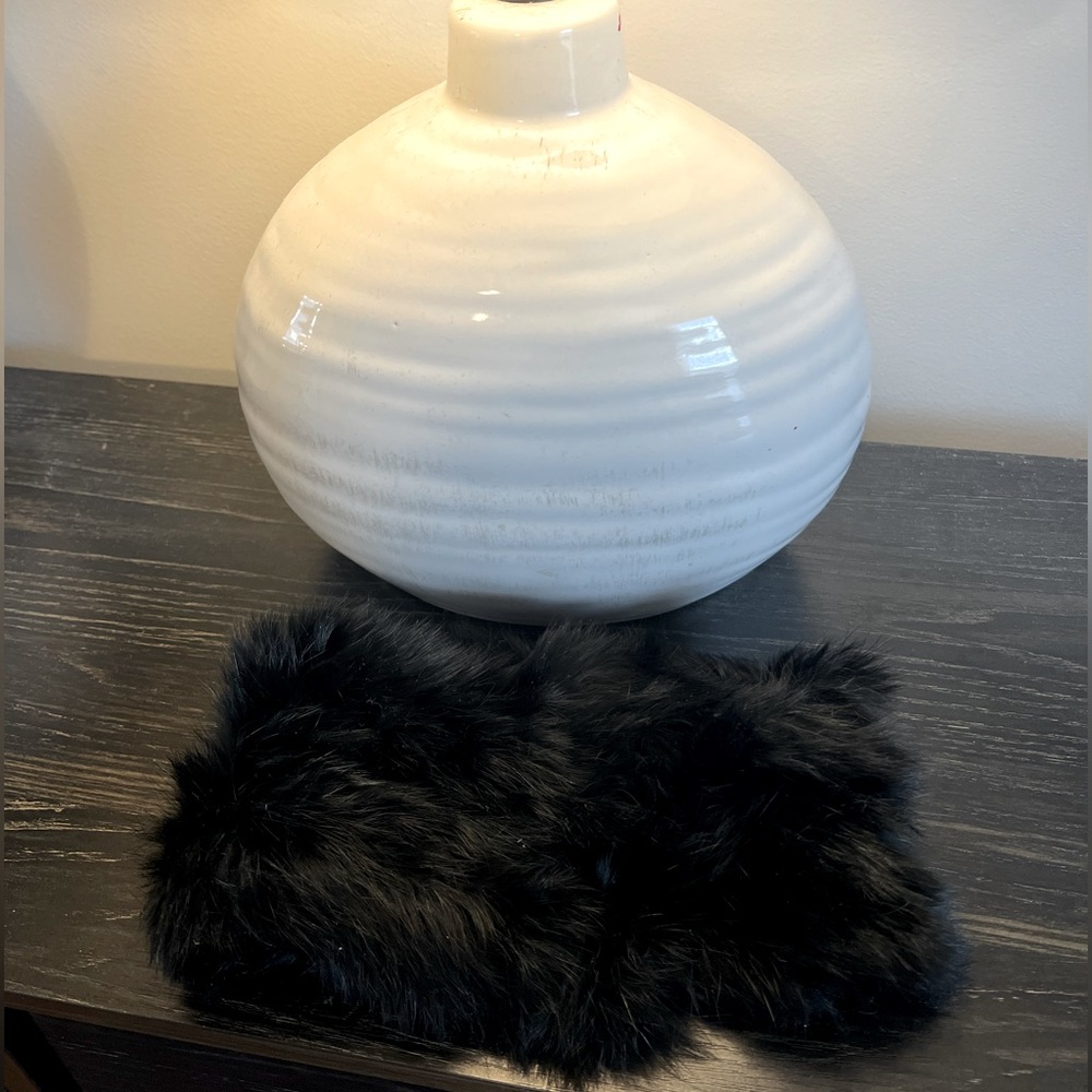 Coco & Carmen Fur head wrap